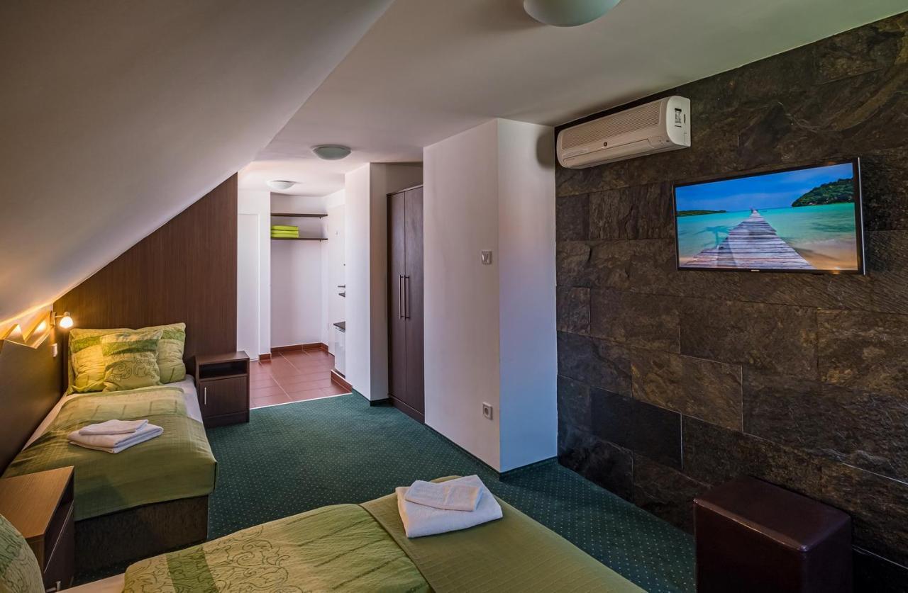 Babi Guesthouse - Babi Vendégház Balatonfüred Extérieur photo